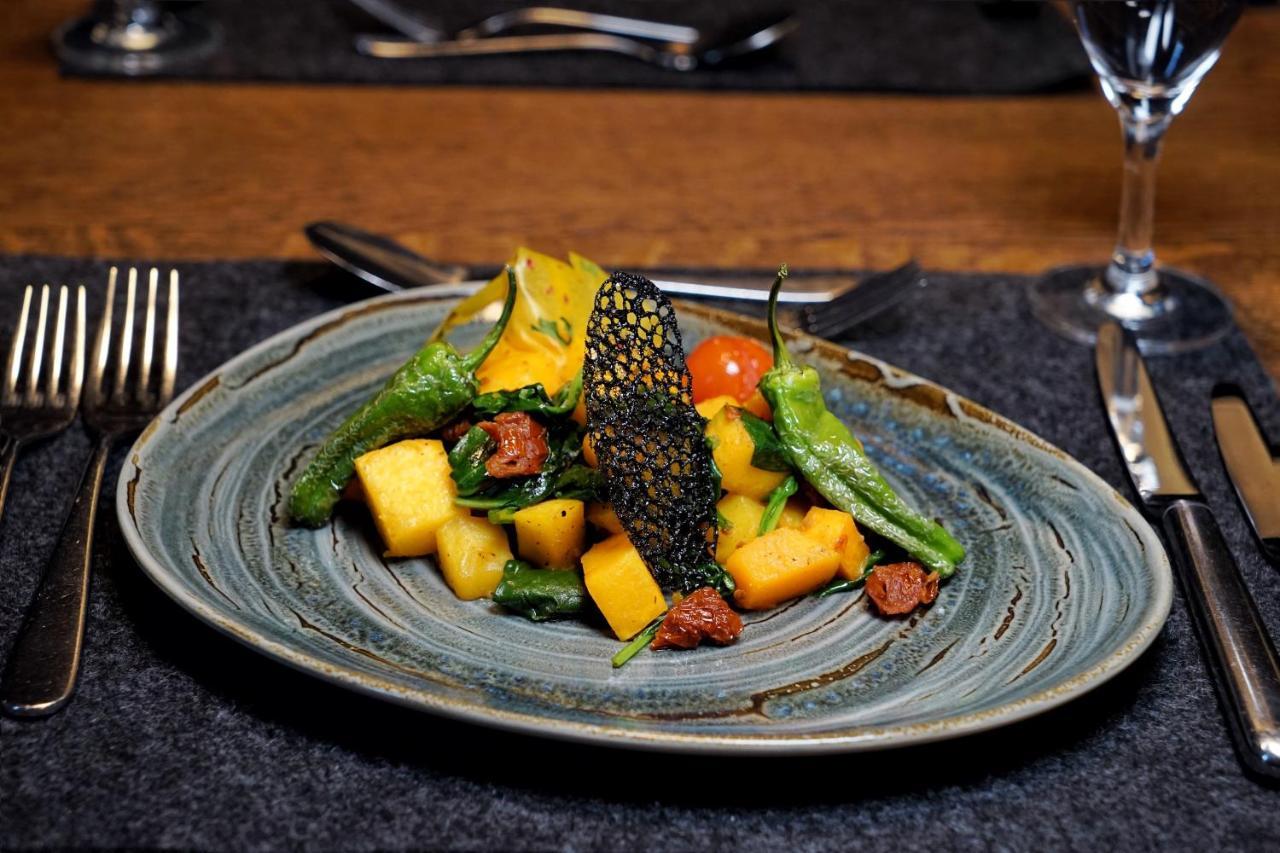 Elzland Hotel Pfauen Wellness & Spa เอลซาค ภายนอก รูปภาพ