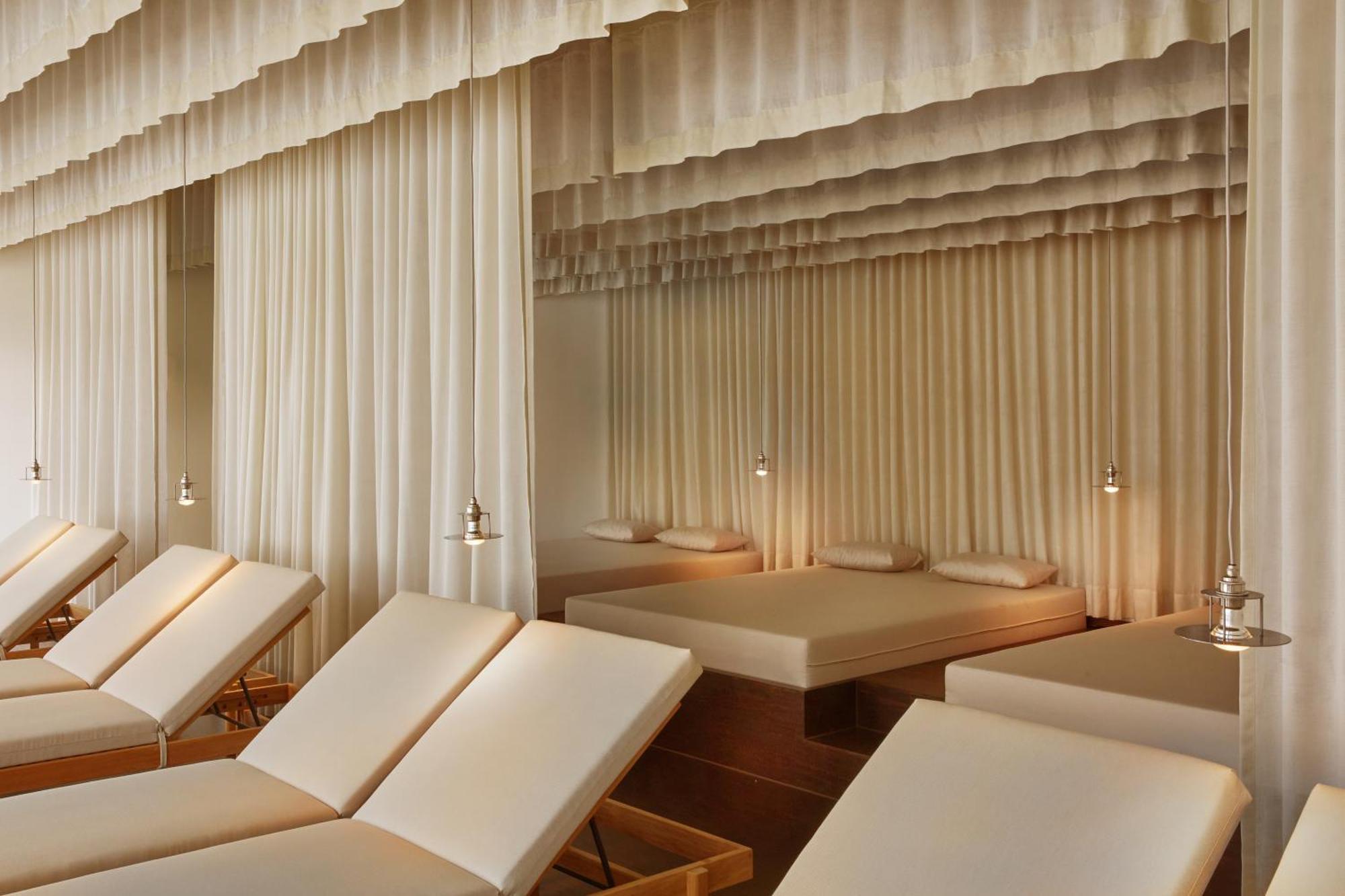 Elzland Hotel Pfauen Wellness & Spa เอลซาค ภายนอก รูปภาพ