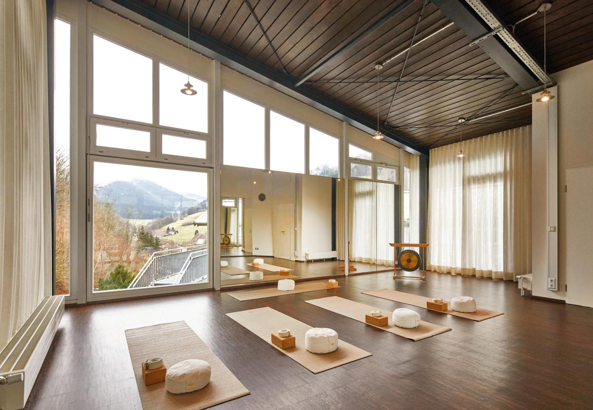 Elzland Hotel Pfauen Wellness & Spa เอลซาค ภายนอก รูปภาพ