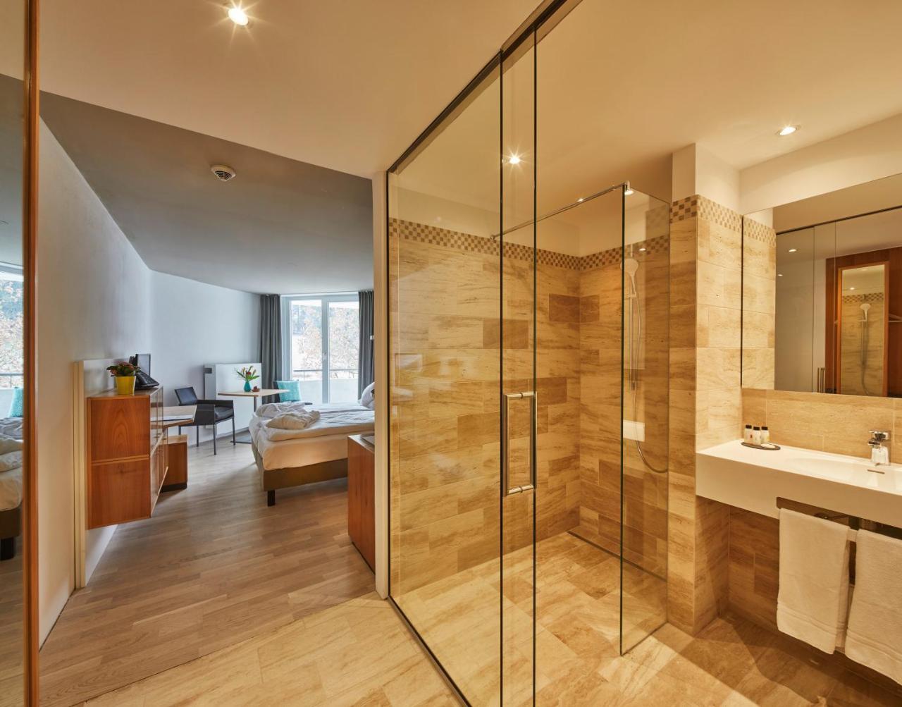 Elzland Hotel Pfauen Wellness & Spa เอลซาค ภายนอก รูปภาพ